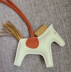 ❌SOLD❌ Hermes Rodeo PM Craie